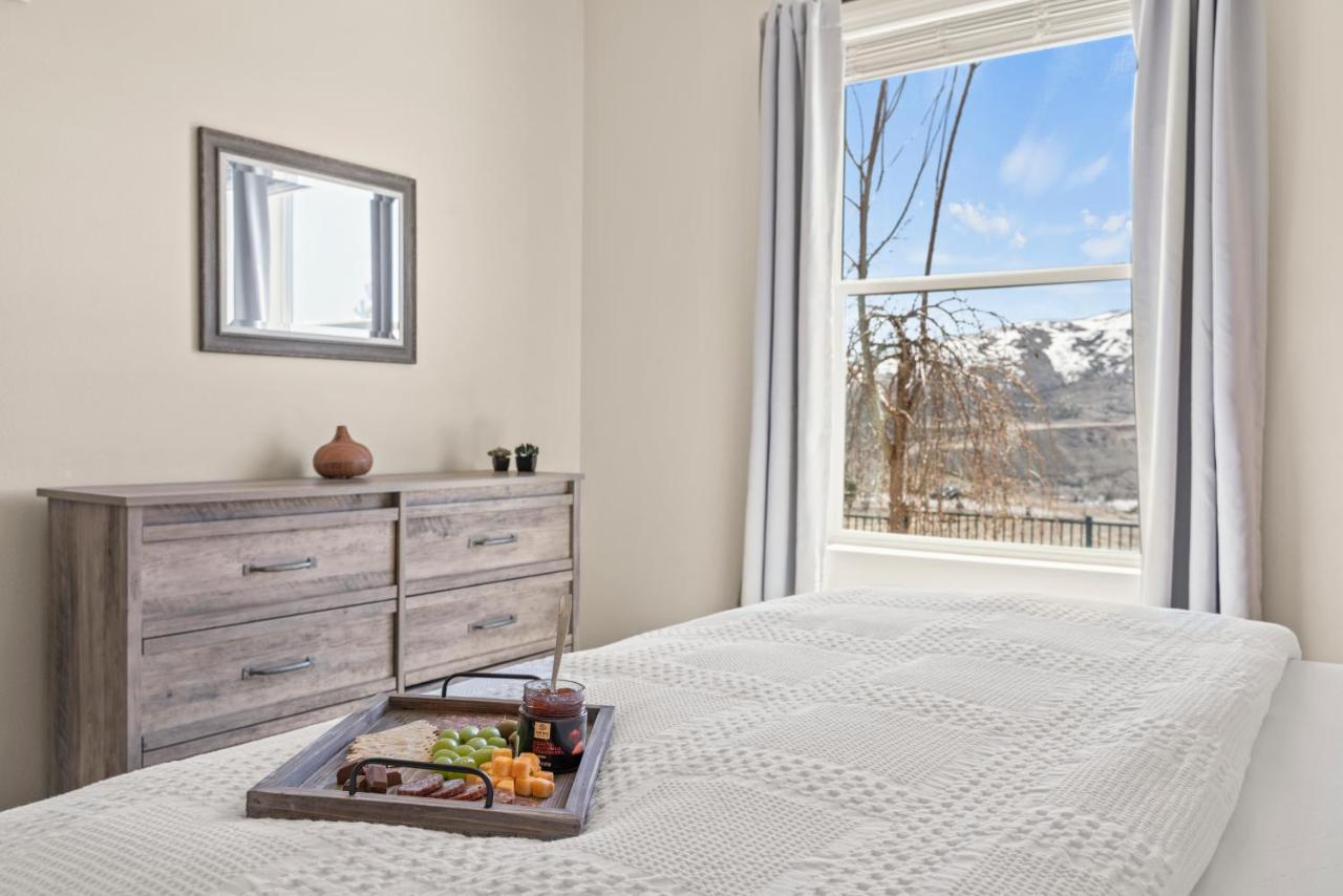Apartamento Luxury Retreat - King Beds, Hot Tub, & Pool - Family & Remote Work Friendly Reno Exterior foto