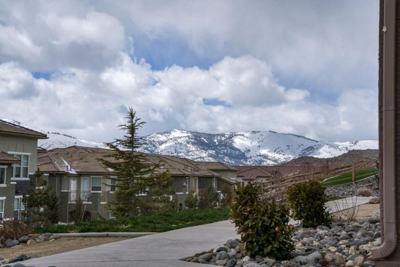 Apartamento Luxury Retreat - King Beds, Hot Tub, & Pool - Family & Remote Work Friendly Reno Exterior foto