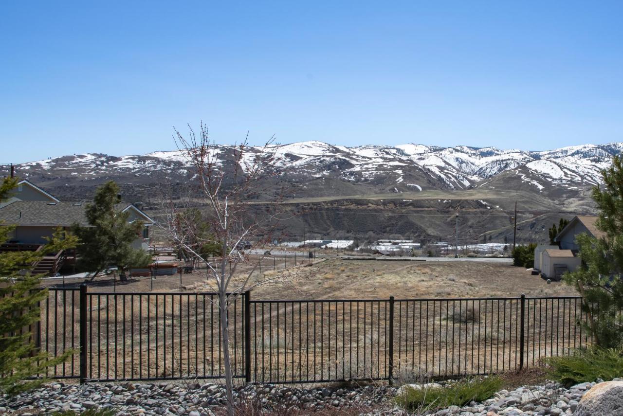 Apartamento Luxury Retreat - King Beds, Hot Tub, & Pool - Family & Remote Work Friendly Reno Exterior foto
